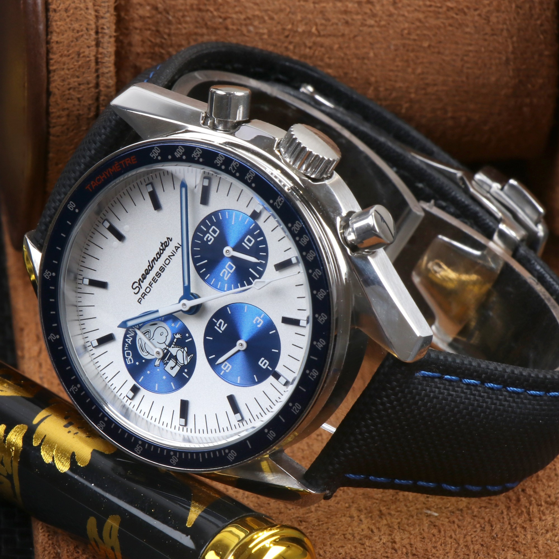 CUSTOM SPEEDSEIKO CHRONOGRAPH MOD SNOOPY EDITION
