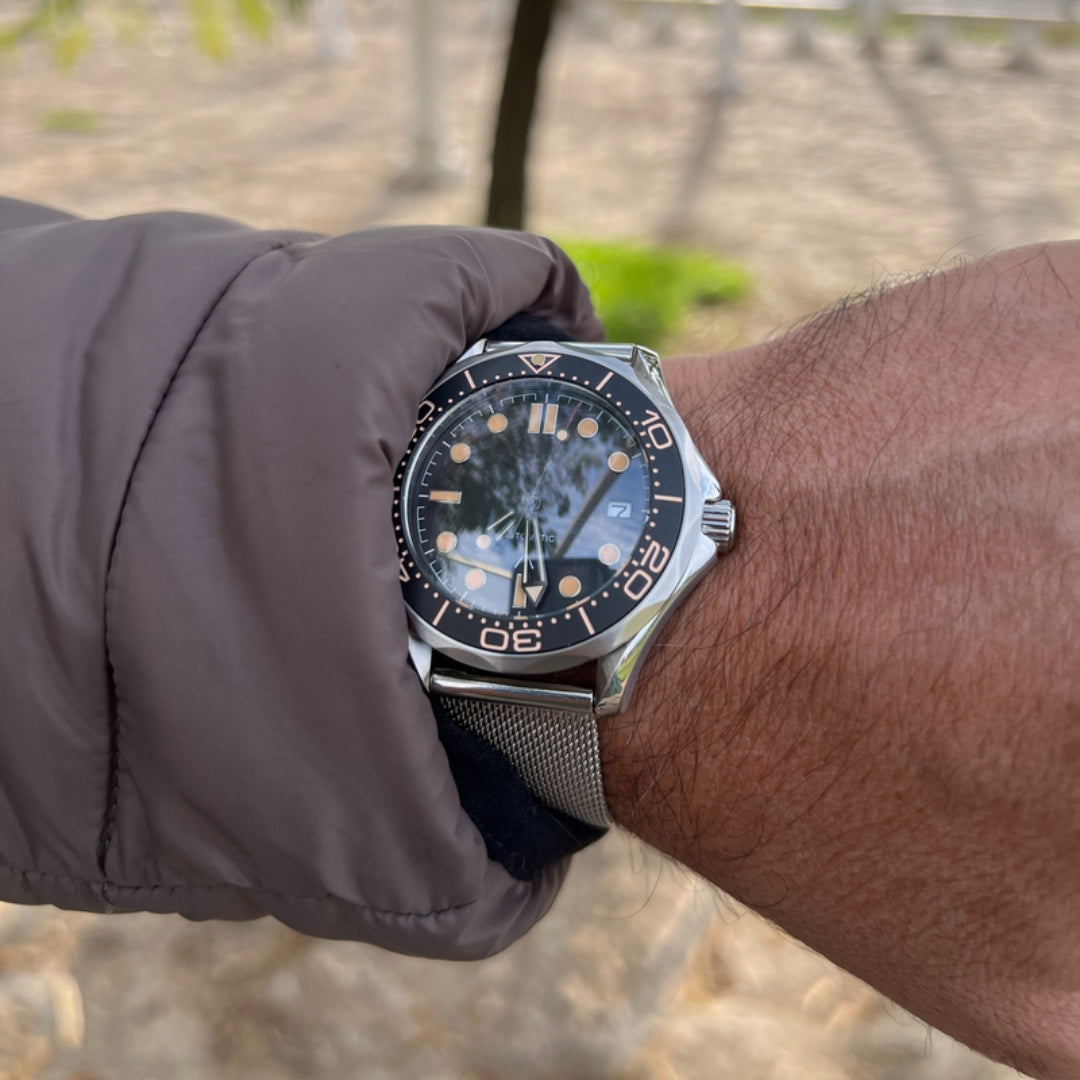 SEIKOMASTER MOD SILVER SPECTRE 007 EDITION