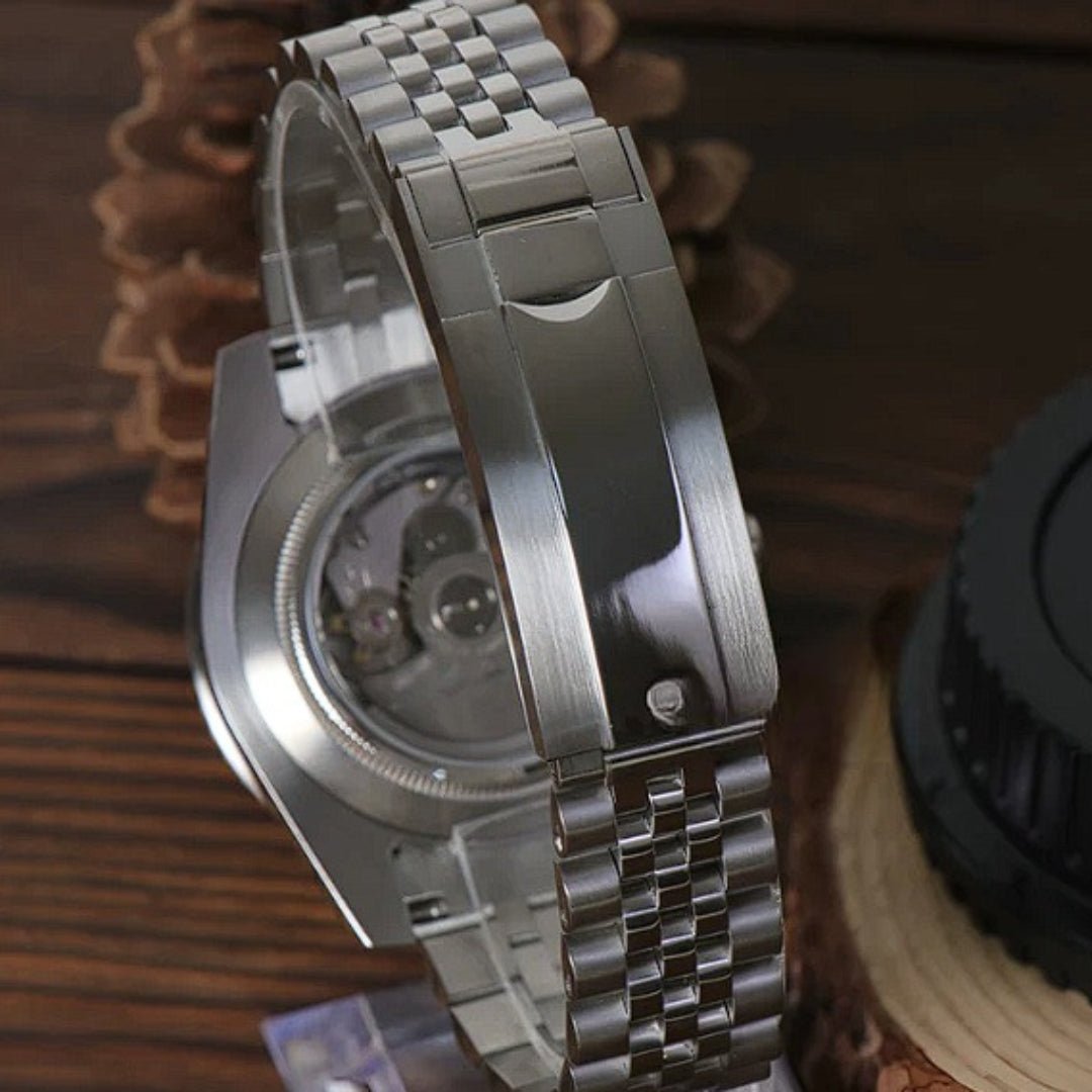 CUSTOM GMTEIKO CLASSIC GMT MOD BRUCE WAYNE EDITION - Monomods