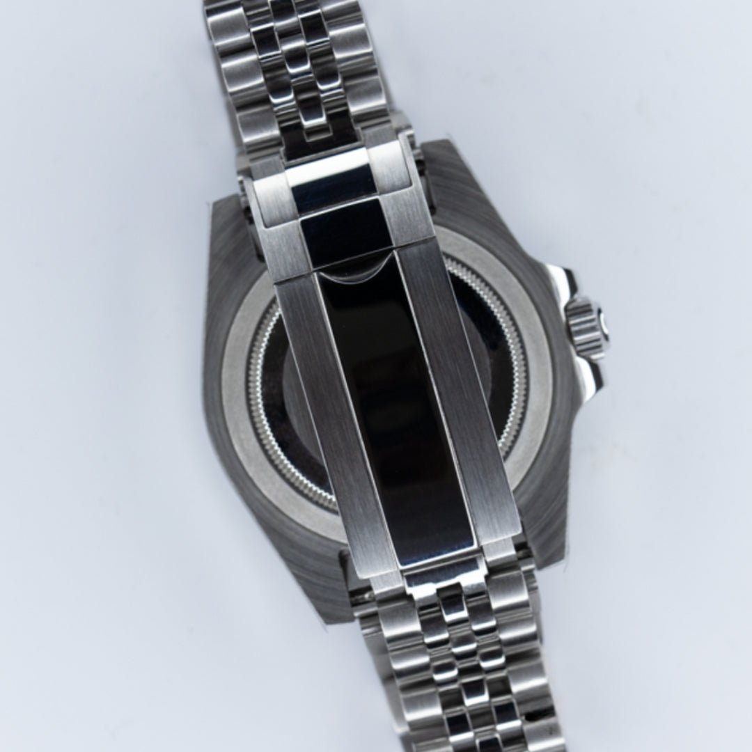 CUSTOM GMTEIKO CLASSIC GMT MOD BRUCE WAYNE EDITION - Monomods